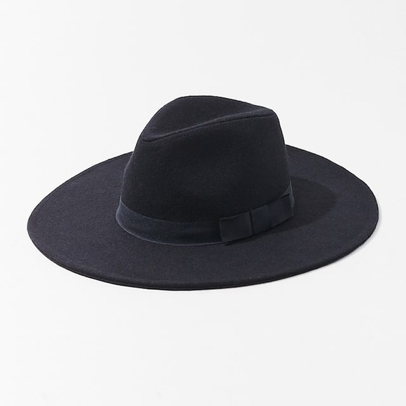 Forever 21 Accessories - Forever 21 Black Fedora